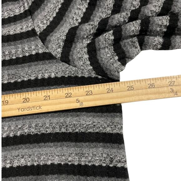 Lane Bryant Womens Sweater Plus Size 22/24 V Neck Striped Long Sleeve Gray Black - Picture 11 of 12